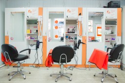 «Вибачаюсь, я вас трохи врізала…»