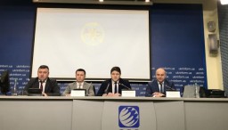 Чат-бот консультуватиме українців щодо отримання паспортів