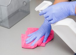 У під'їздах Вишневого проводять додаткову  дезінфекцію